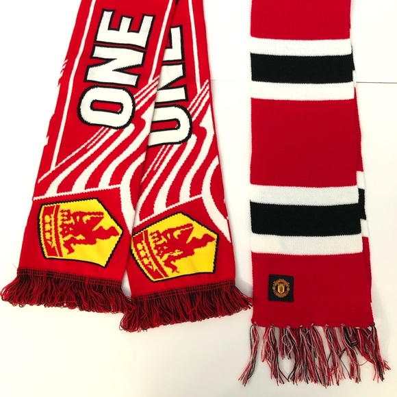 Lot of 2 Manchester United Scarves - Picture 2 of 5